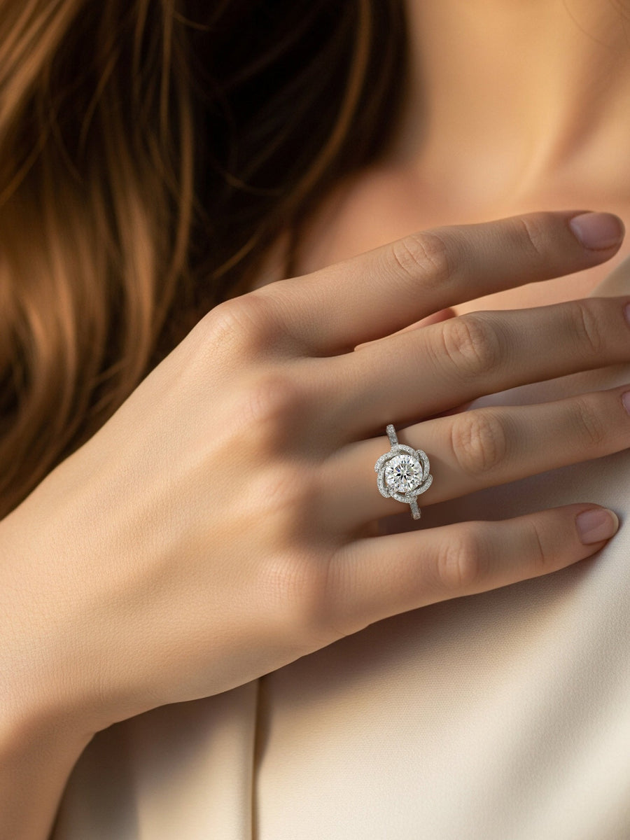 925 Silver Flower Shape Moissanite Ring