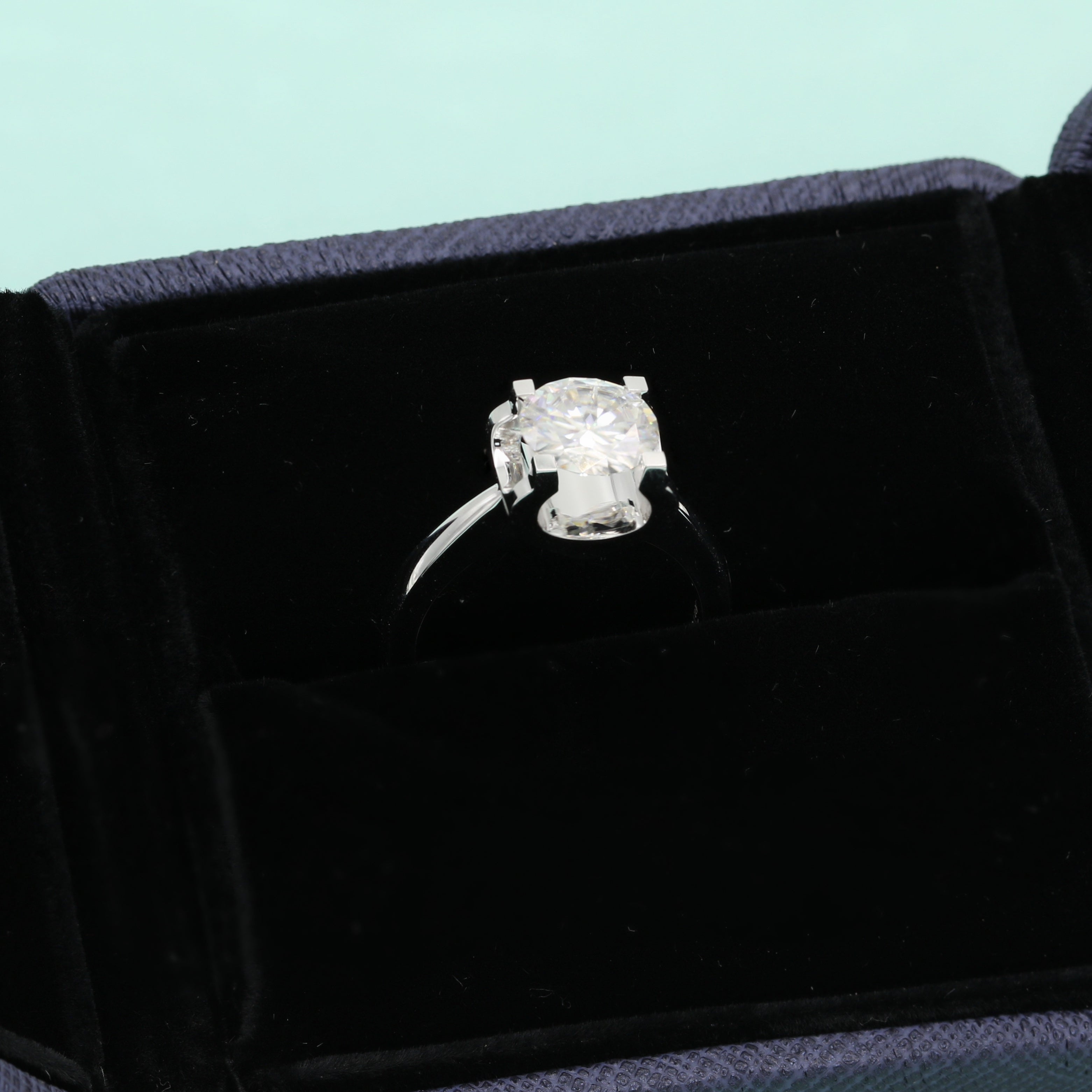 18K White Gold 2.0Ct. Moissanite Bull Head Engagement Ring