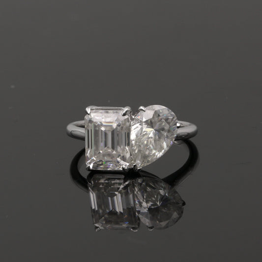 14K Gold 5.0Ctw. Moissanite Toi et Moi Ring