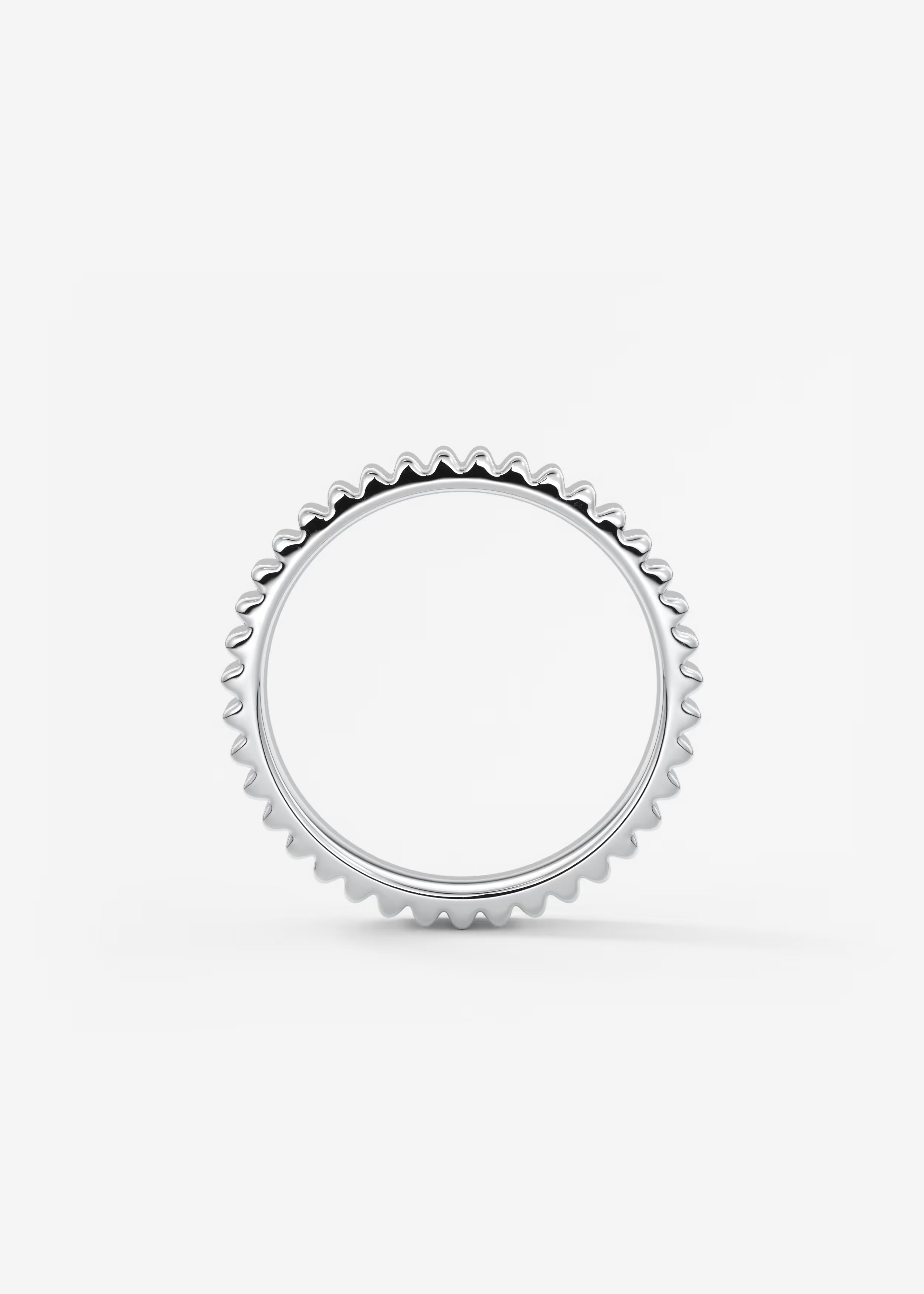 Gold Fluted Texture Band with Polished Interior