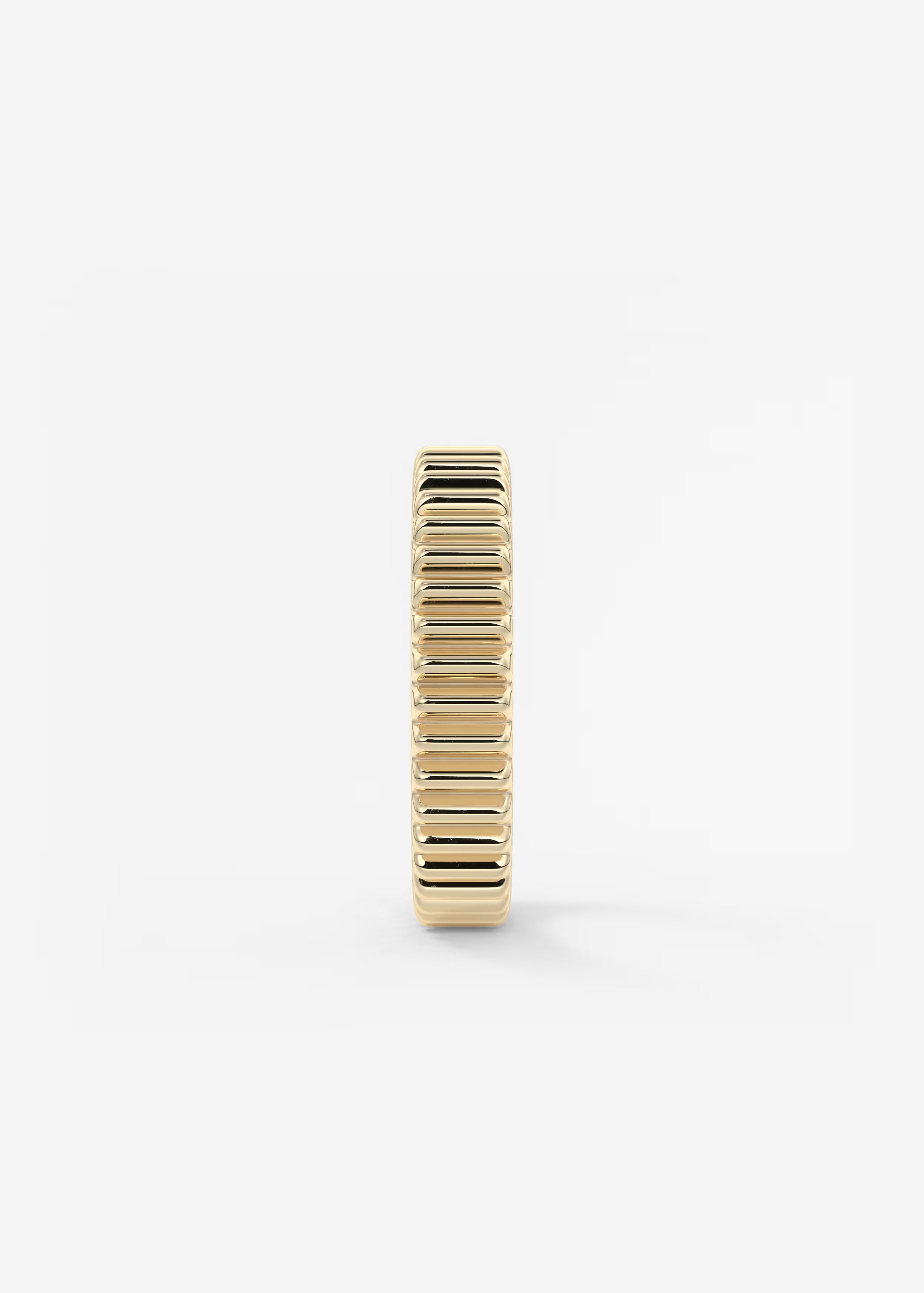 Gold Fluted Texture Band with Polished Interior