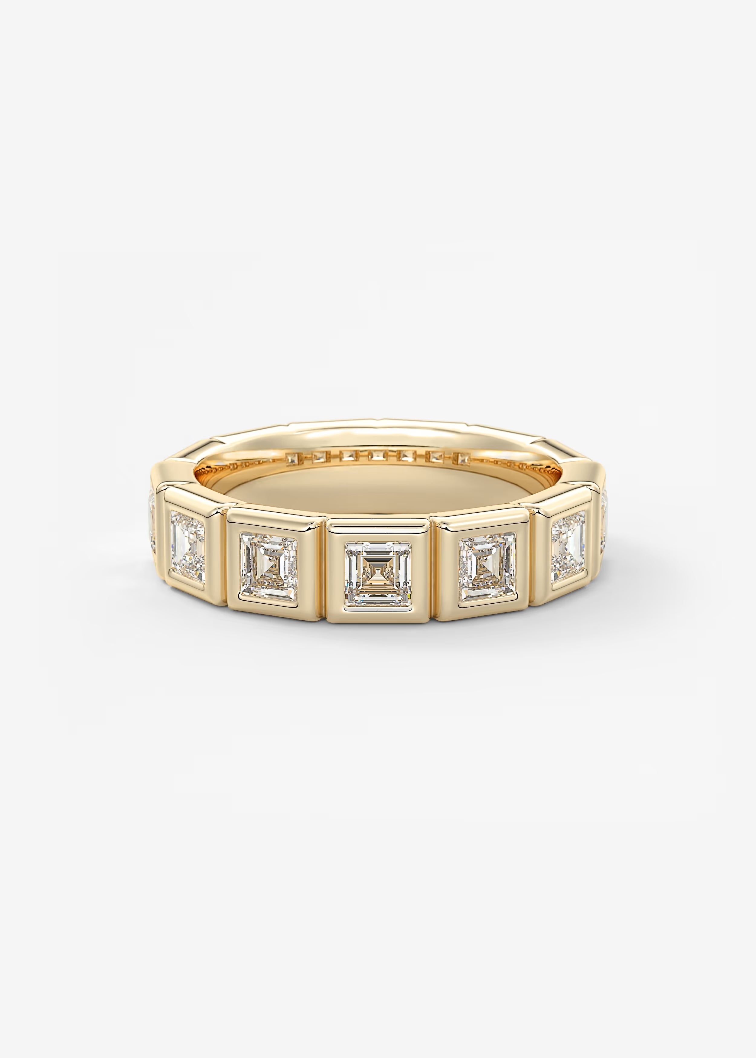 Gold Band with Square Bezel‑Set Lab‑Grown Diamonds in Modern Geometric Design